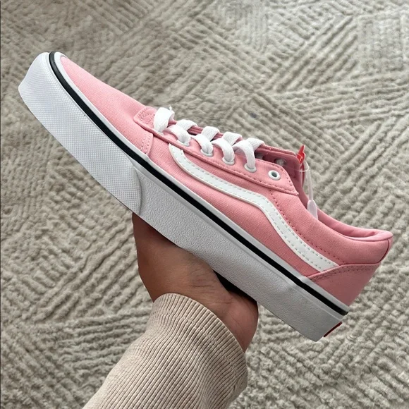 Women’s Vans Ward Canvas Sneakers - Picture 1 of 6